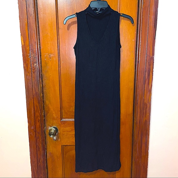 Black bodycon midi dress🖤 - Picture 1 of 5